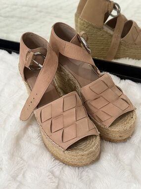 ✨ Marc Fisher Espadrille Wedge Sandals | Size 6 | Neutral Tan